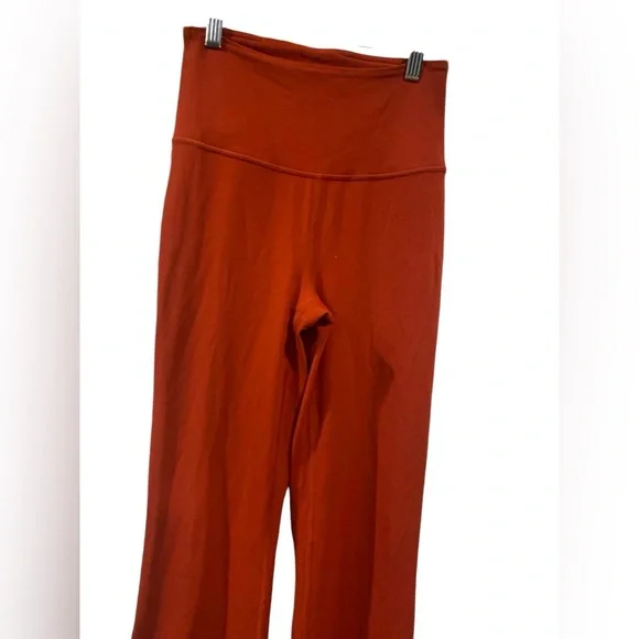 Lululemon flare leggings Size 4 - Picture 2 of 4